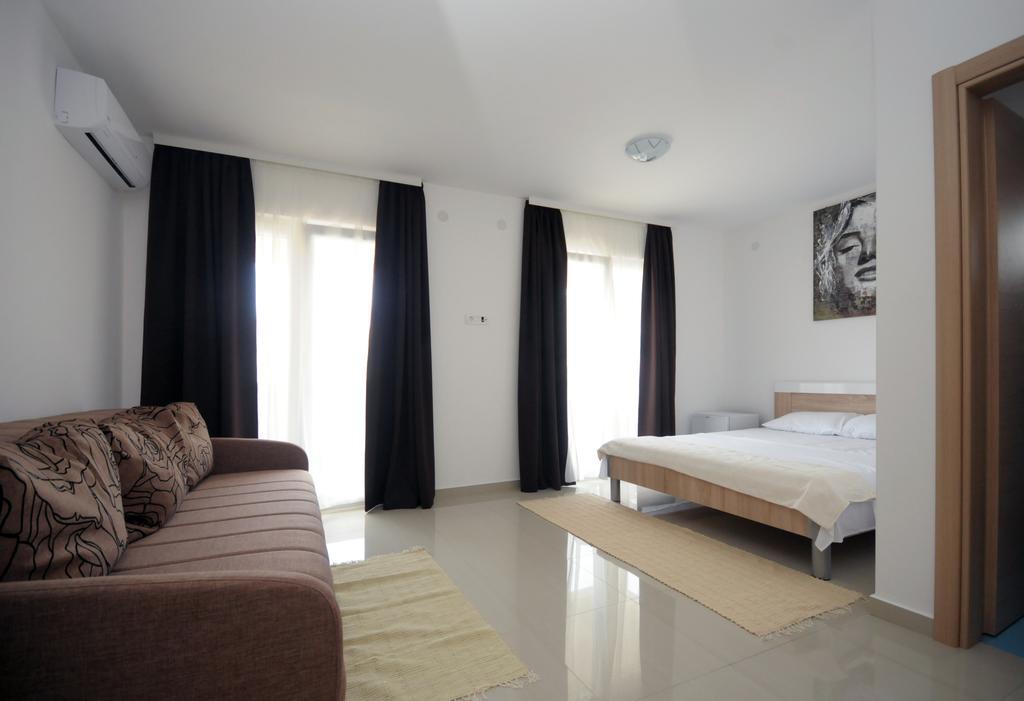 Apartments Vila Anastasia Budva Quarto foto