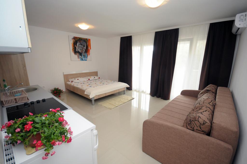 Apartments Vila Anastasia Budva Quarto foto