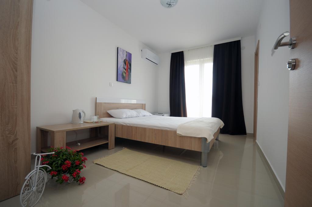 Apartments Vila Anastasia Budva Quarto foto